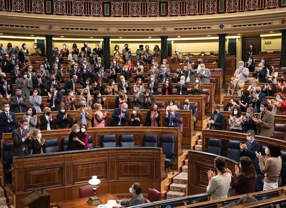 El Parlamento convalida la primera reforma laboral que pone por delante a las personas trabajadoras