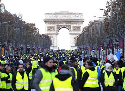 Continúa la lucha popular contra el neoliberalismo en Francia: los "gilets jaunes" siguen desafiando a Macron