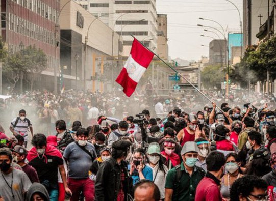 Condenamos la represión en Perú y apoyamos el llamado a elecciones y proceso constituyente